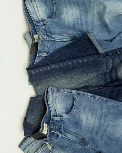 '90s mom jeans