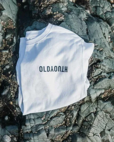 Plain white tee